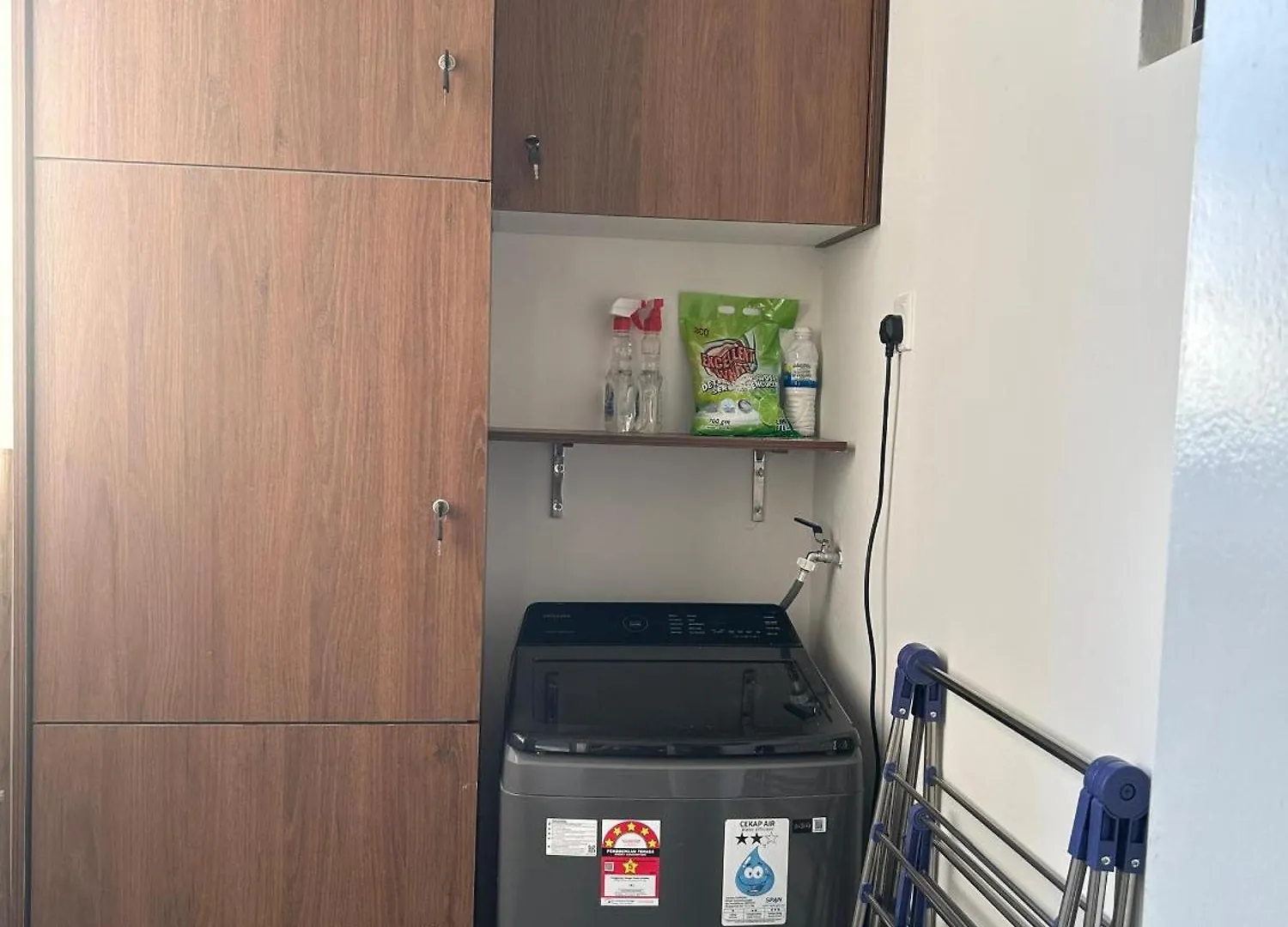 Apartment Atenza Homestay Residensi Klia Condominium, 4 Bedrooms 3 Bathrooms , Near Klia And Sepang F1 Nilai